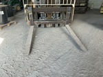 Chassis Lift with Forks