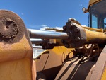 Hydraulics with Bucket Tilt Cylinders