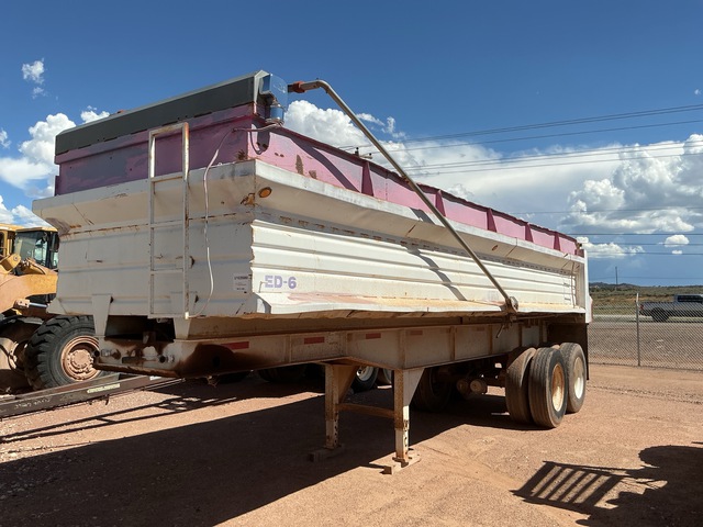 1978 MCT 26 ft T/A End Dump Trailer