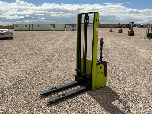2022 Lifter GX 12/29 EVO GEL Electric Stacker