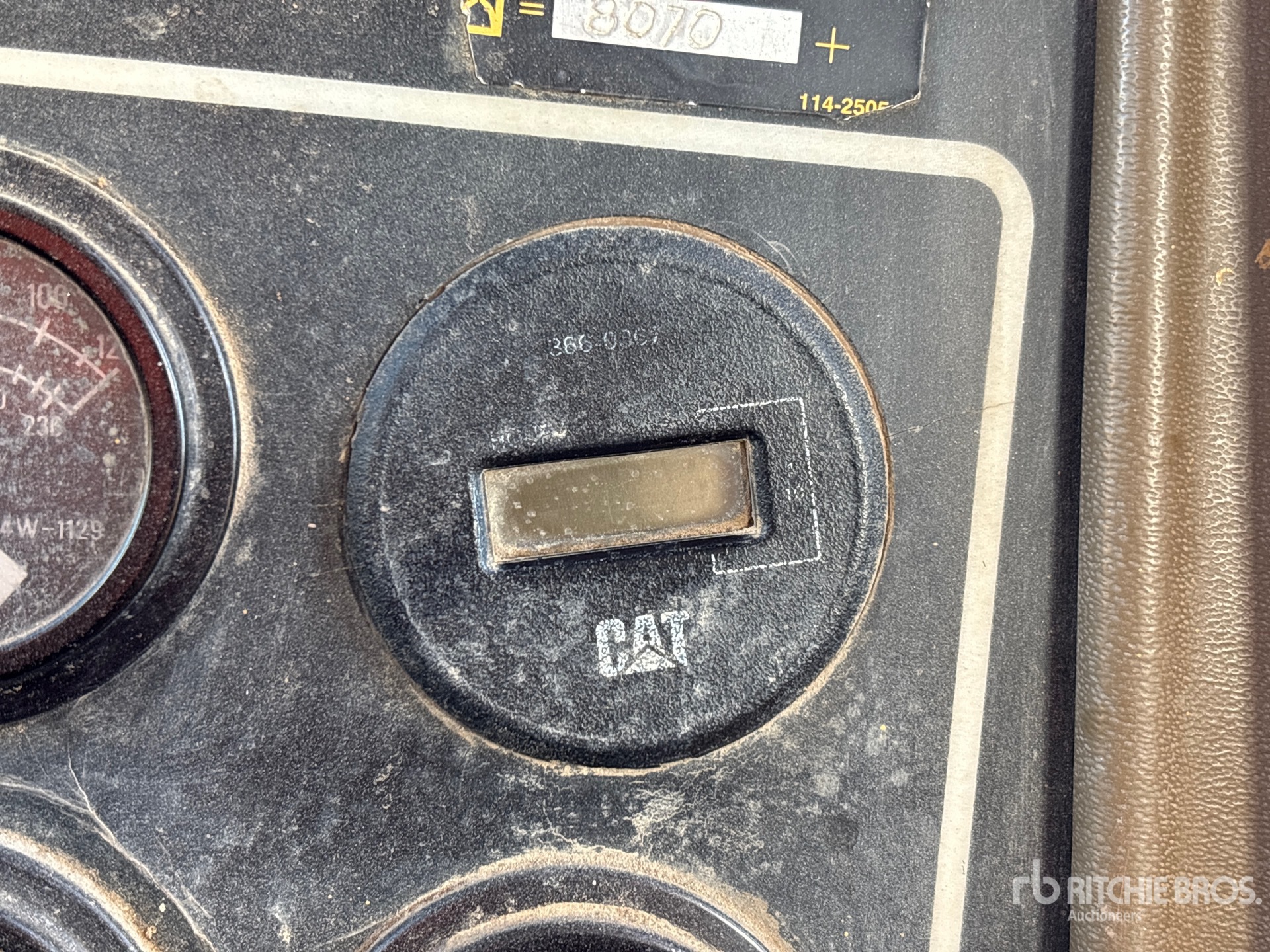 Caterpillar D8N
