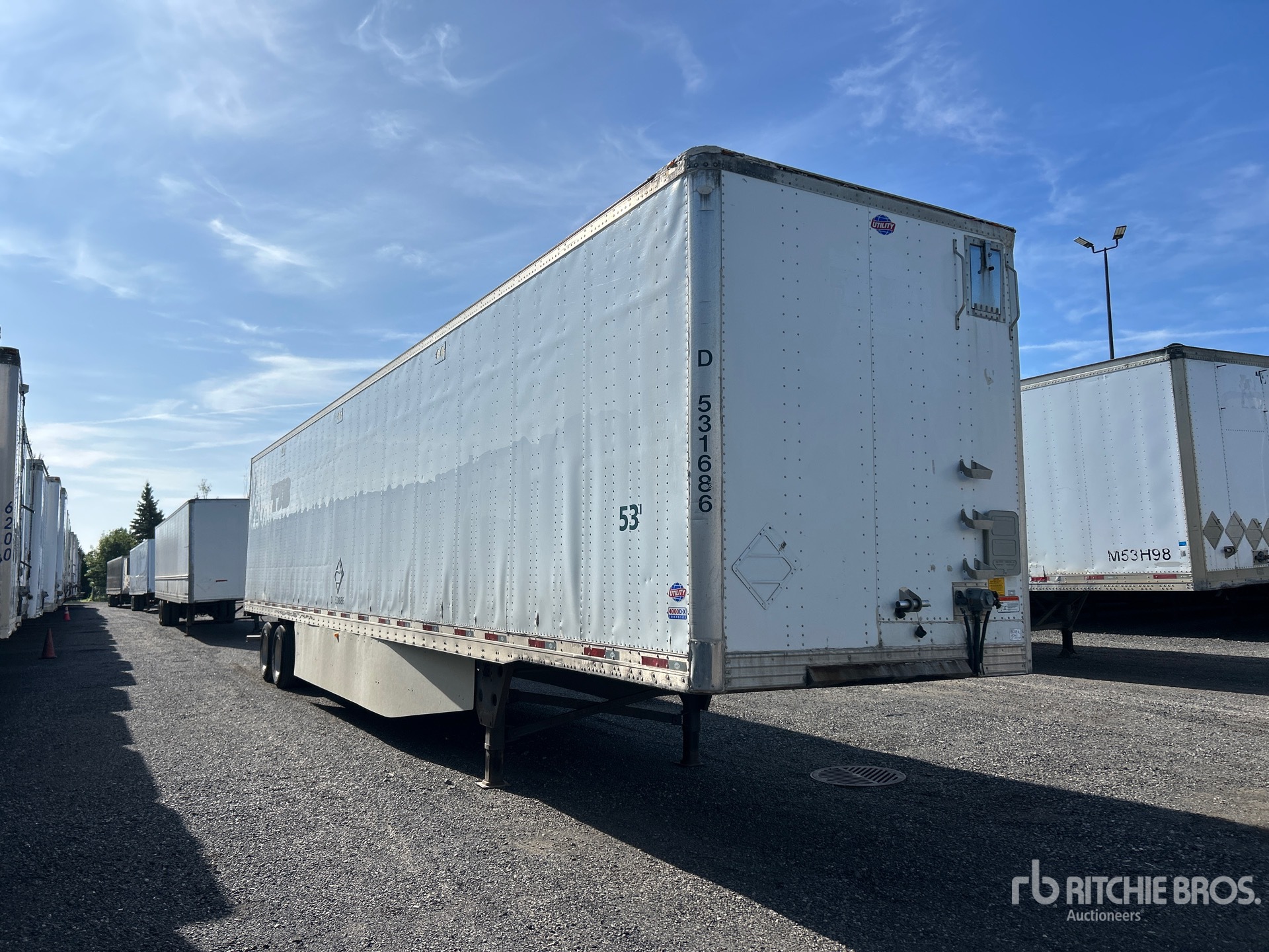 2016 Utility 53 FT T/A