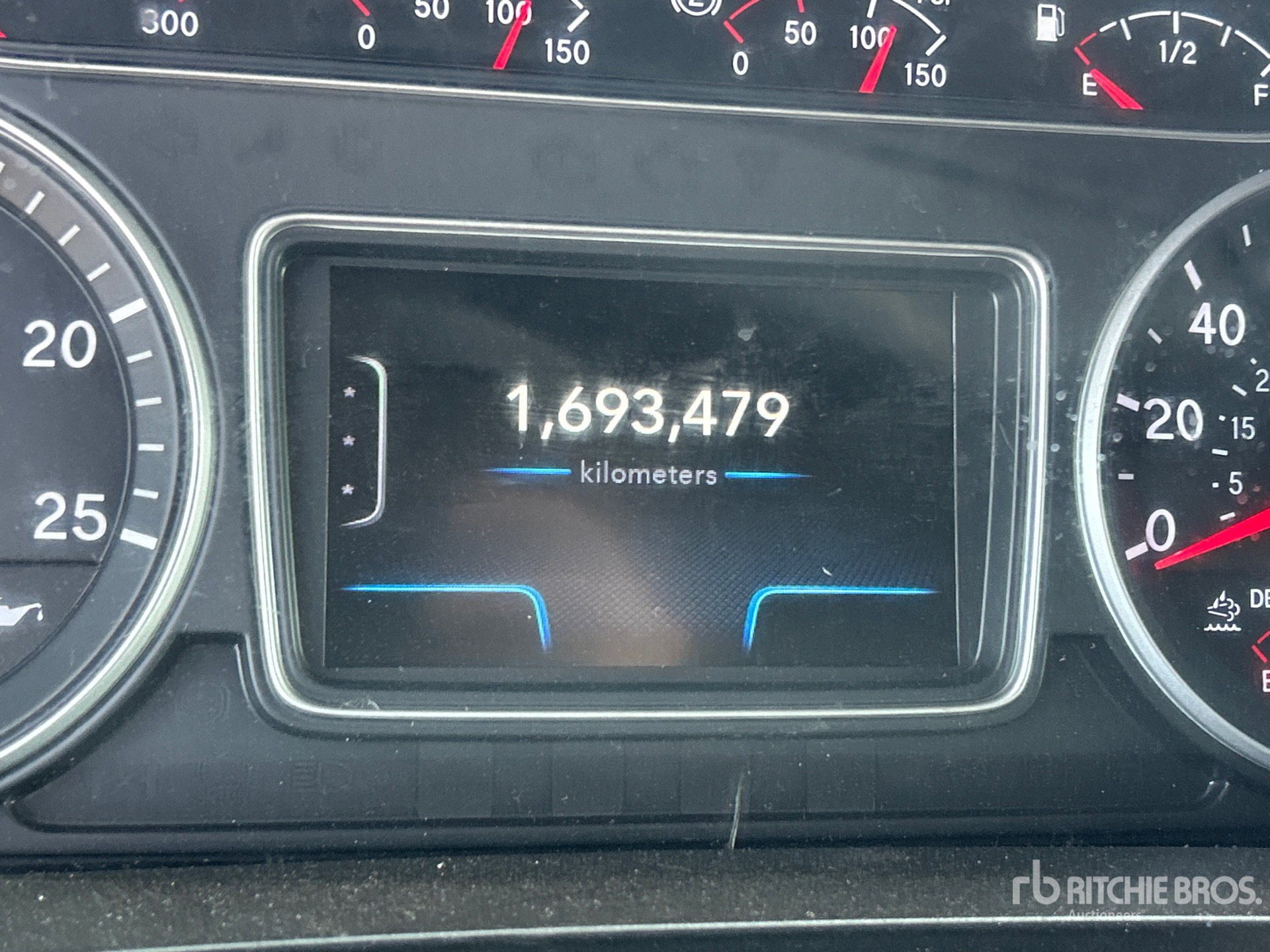 2018 International LT625