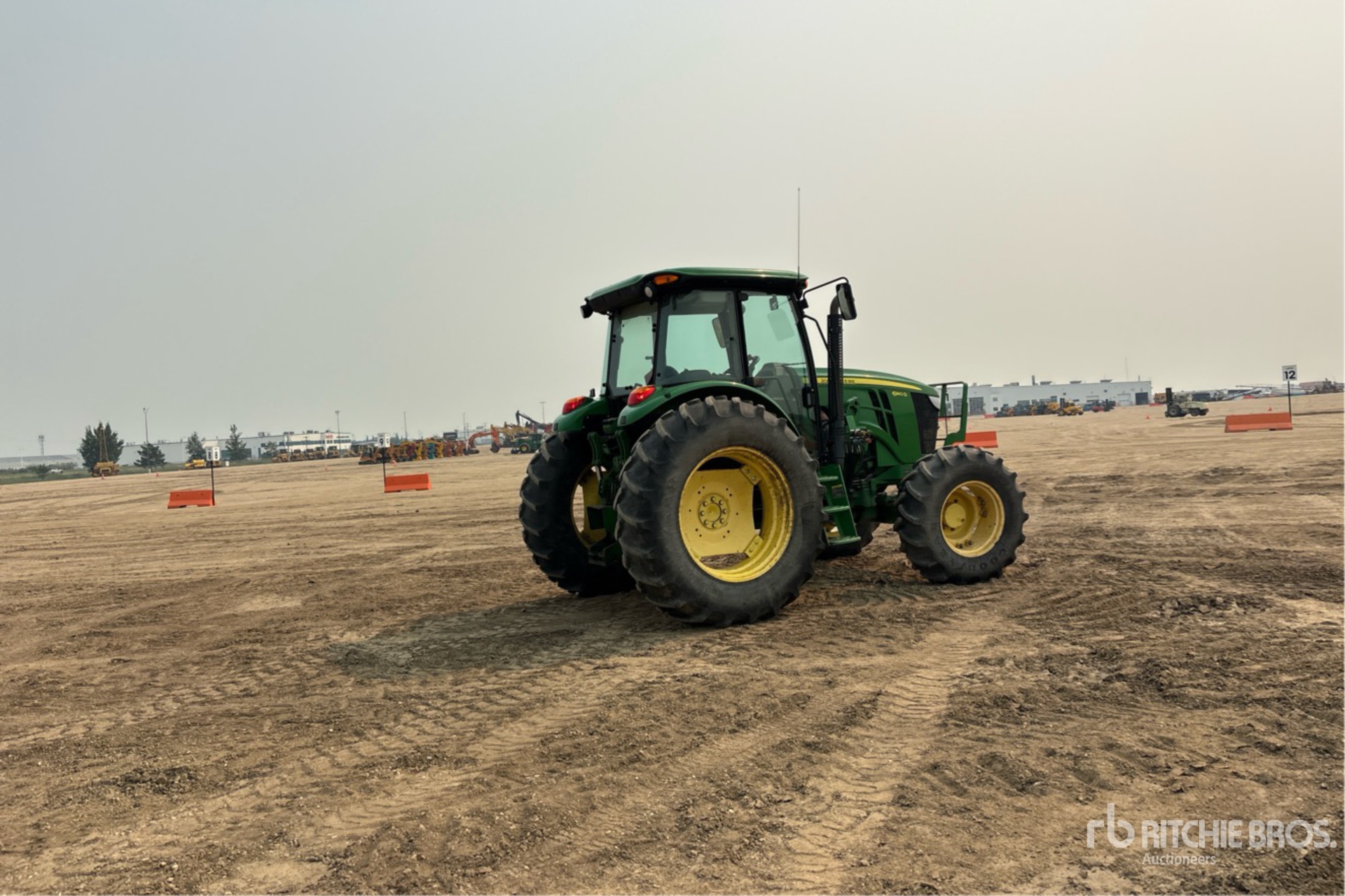 2013 John Deere 6140D