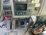 Cab with Control de Frenos