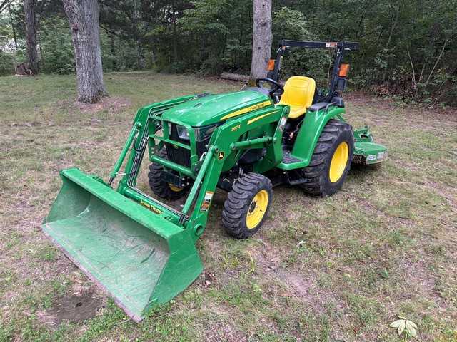 2020 John Deere 3038E 4WD Utility Tractor