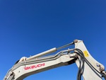 Hydraulics with Stick Cylinder