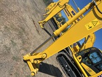 Hydraulics with Bucket Cylinder