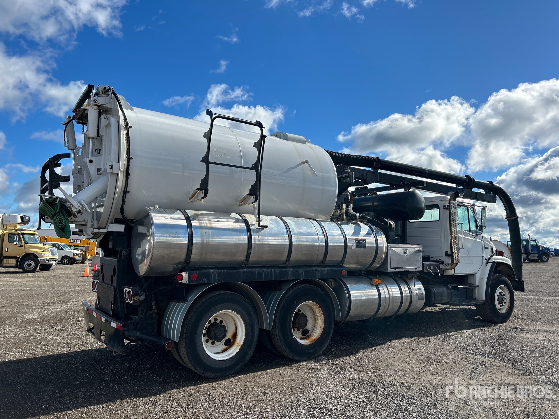 2005 Freightliner FL80