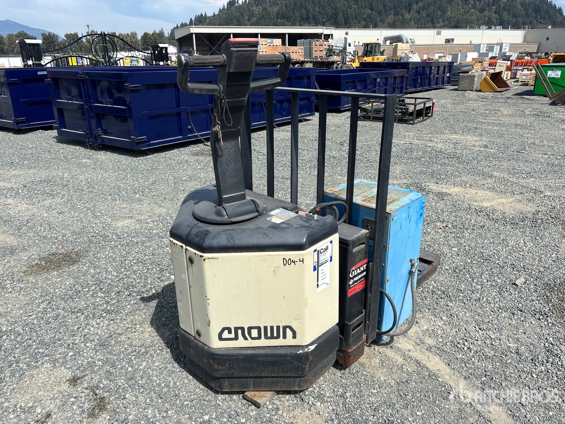 Crown QUANTITY OF (2) ELECTRIC