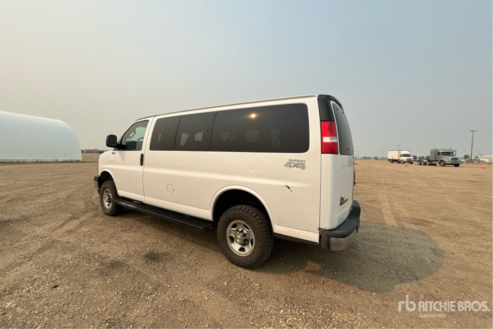 General Appearance with Picture, Left Rear Corner