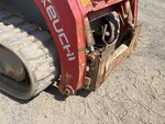 Chassis with Quick Coupler to Arms Pins