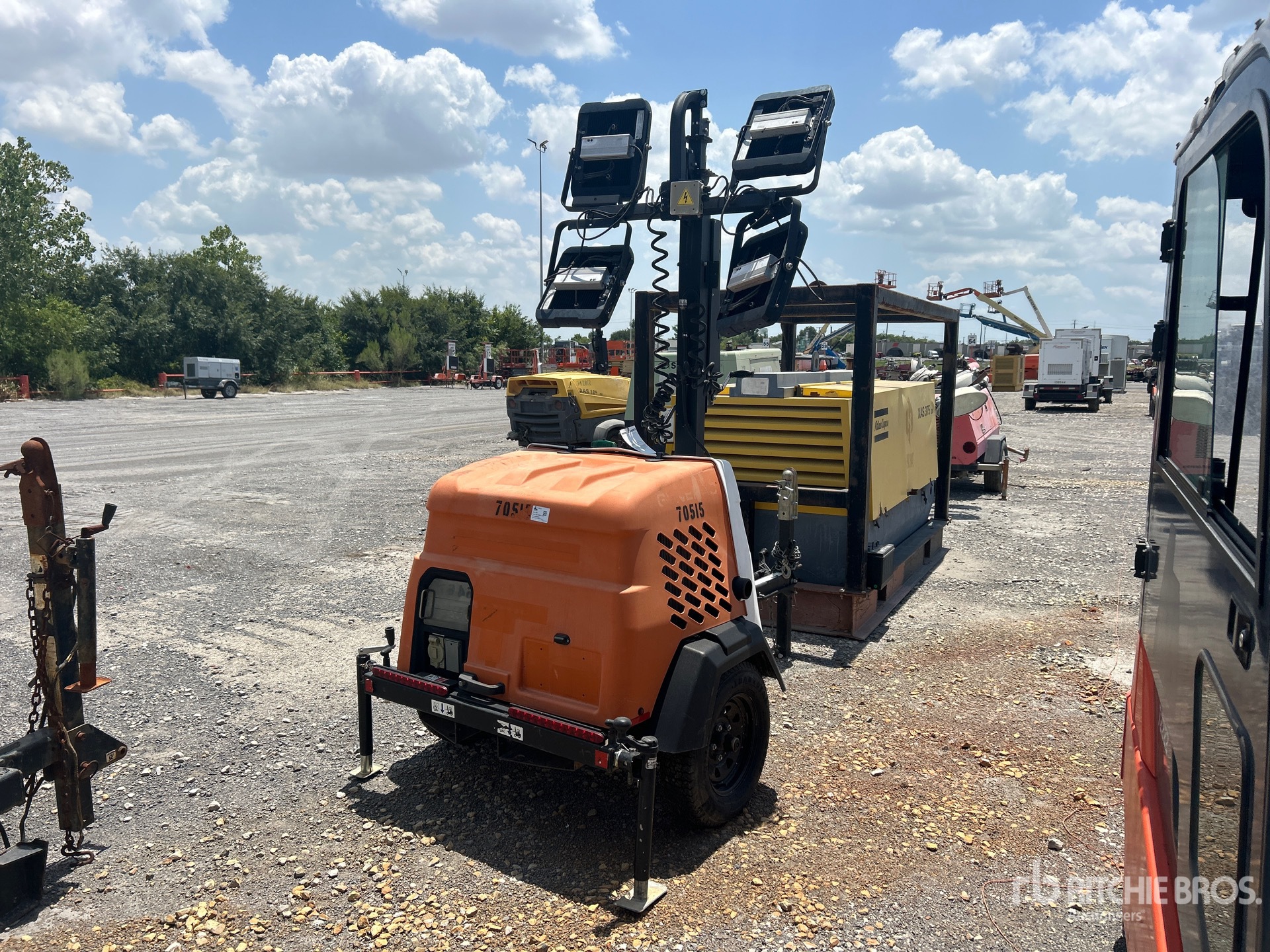 General Appearance with Imagen: esquina trasera derecha