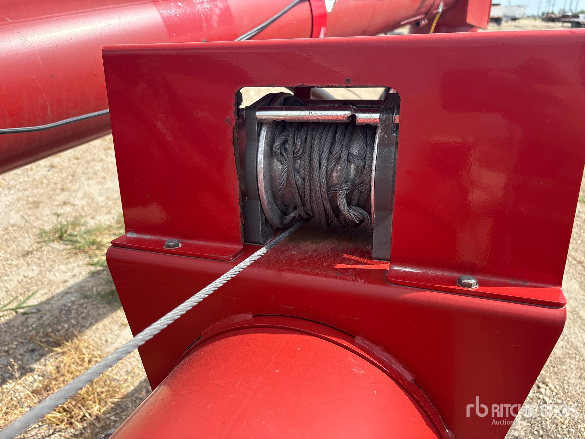 2009 Farm King 1385