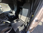 Cab with Seats/Armrests