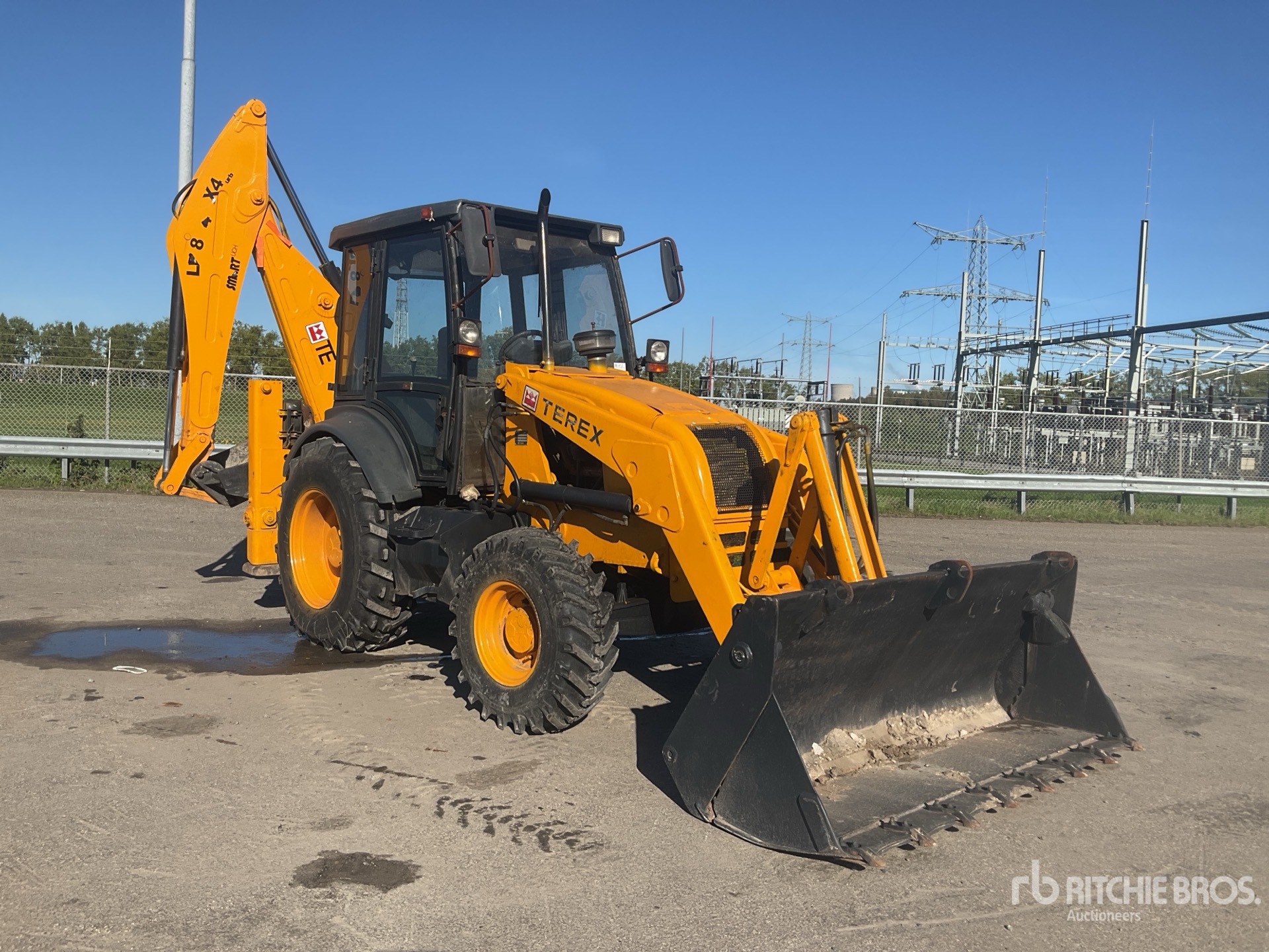 2016 Terex TLB 844SX4