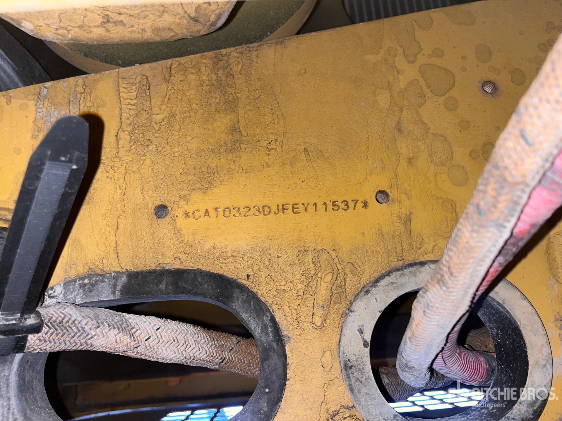 2023 Caterpillar 323D3