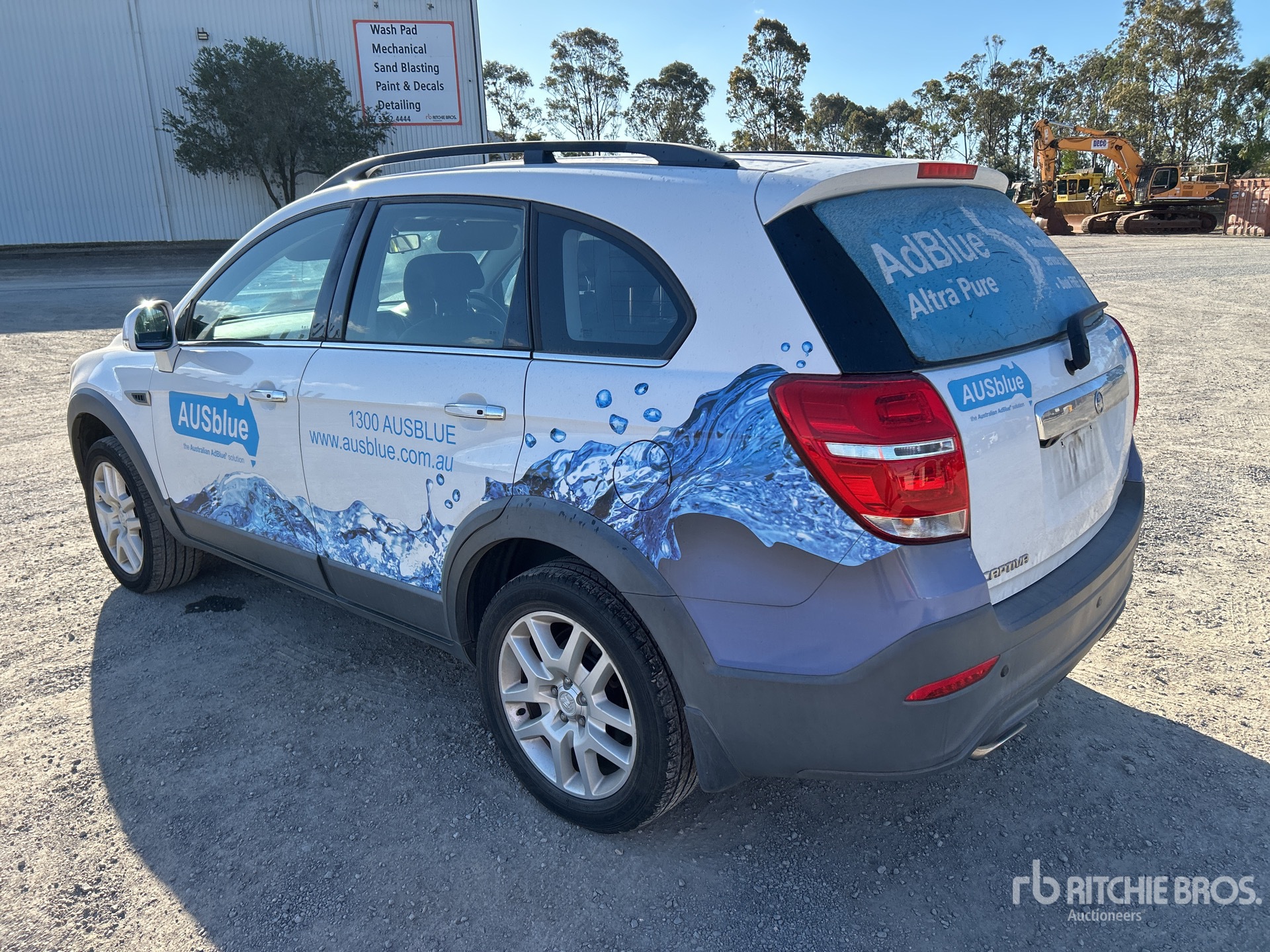 General Appearance with Picture, Right Rear Corner