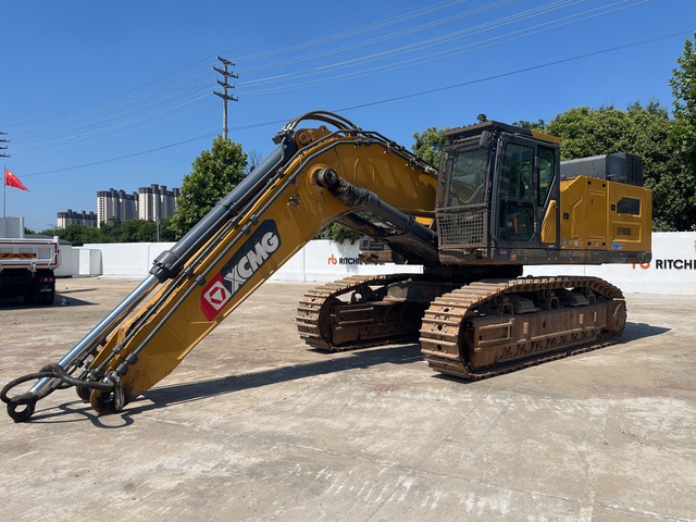 2021 XCMG XE690DK Tracked Excavator