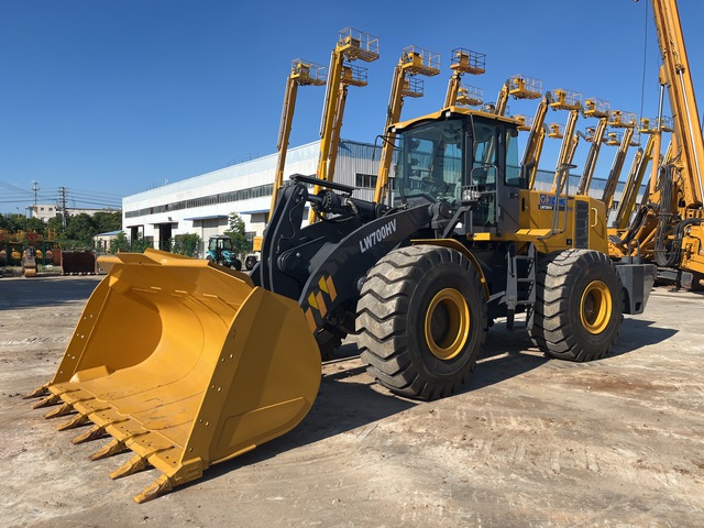 2022 XCMG LW700HV Wheel Loader