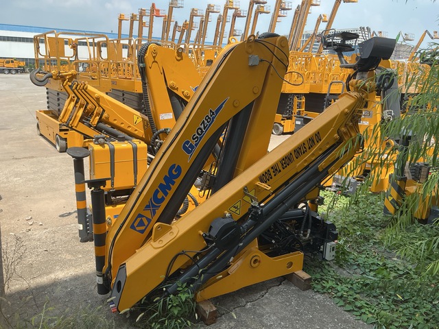 2022 XCMG SQZ84A 4 Ton Knuckle Crane Boom - Fits Truck (Unused)