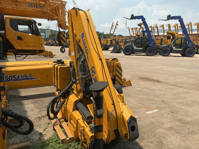 2022 XCMG SQZ84A 4 Ton Knuckle Crane Boom - Fits Truck (Unused)