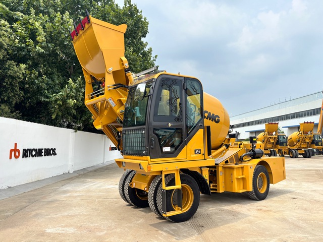 2026 XCMG SLM4000S 4x4 Self-Loading 4.0 m3 All Terrain Mixer (Unused)