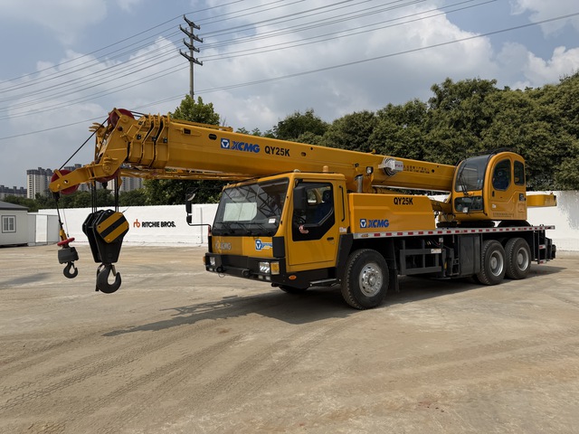 2007 XCMG QY25K 25 ton 6x4 Hydraulic Truck Crane