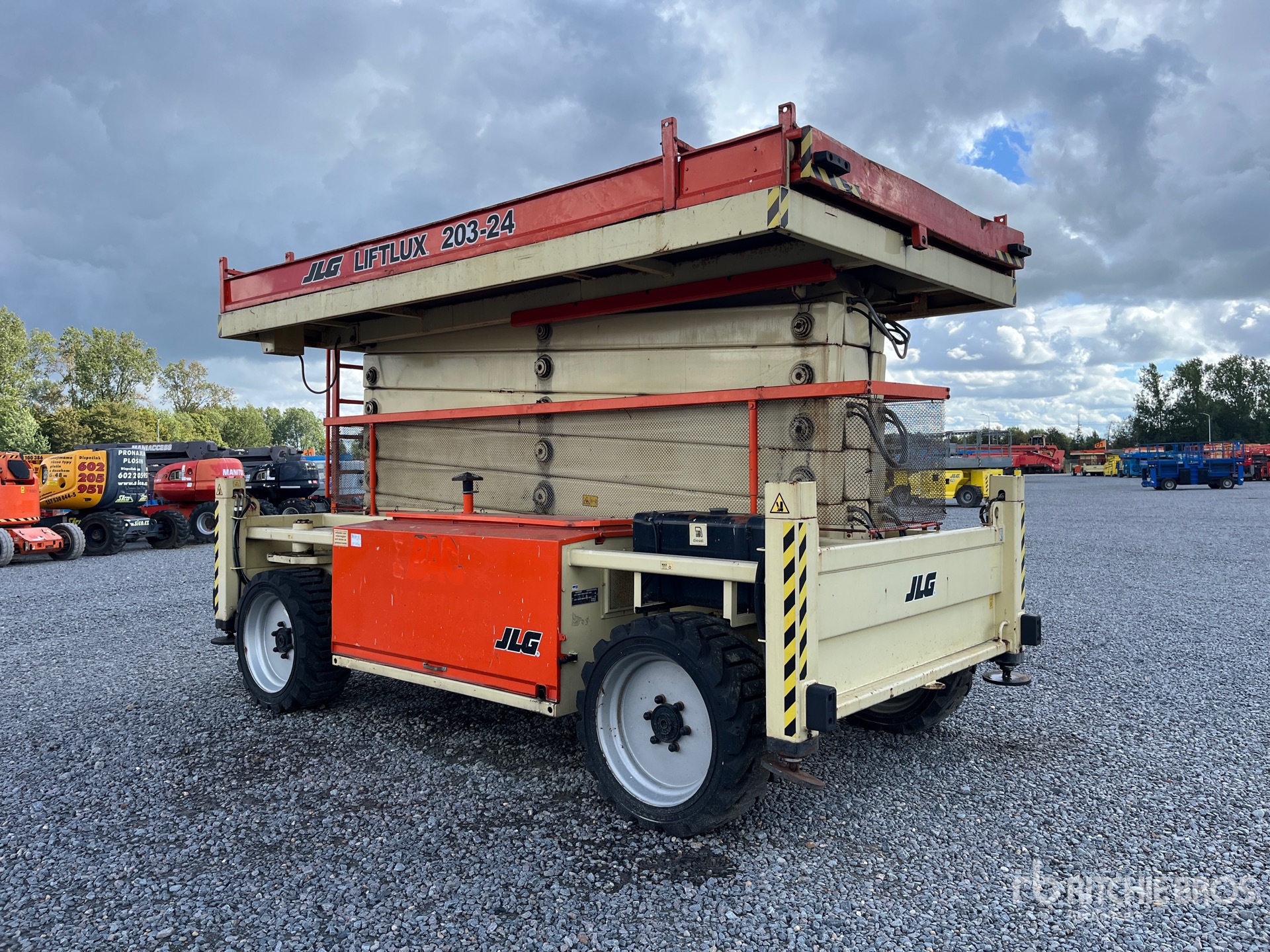 2007 JLG 203-24