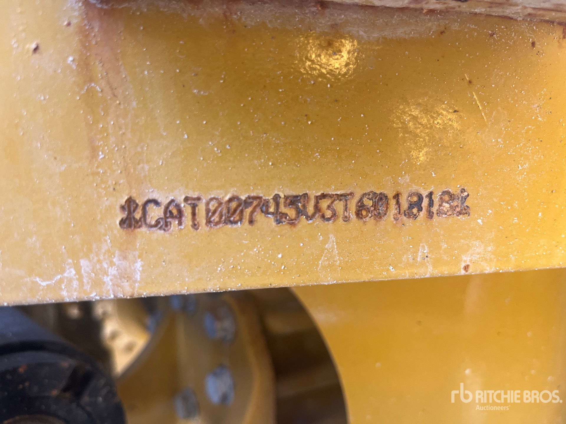 2019 Caterpillar 745