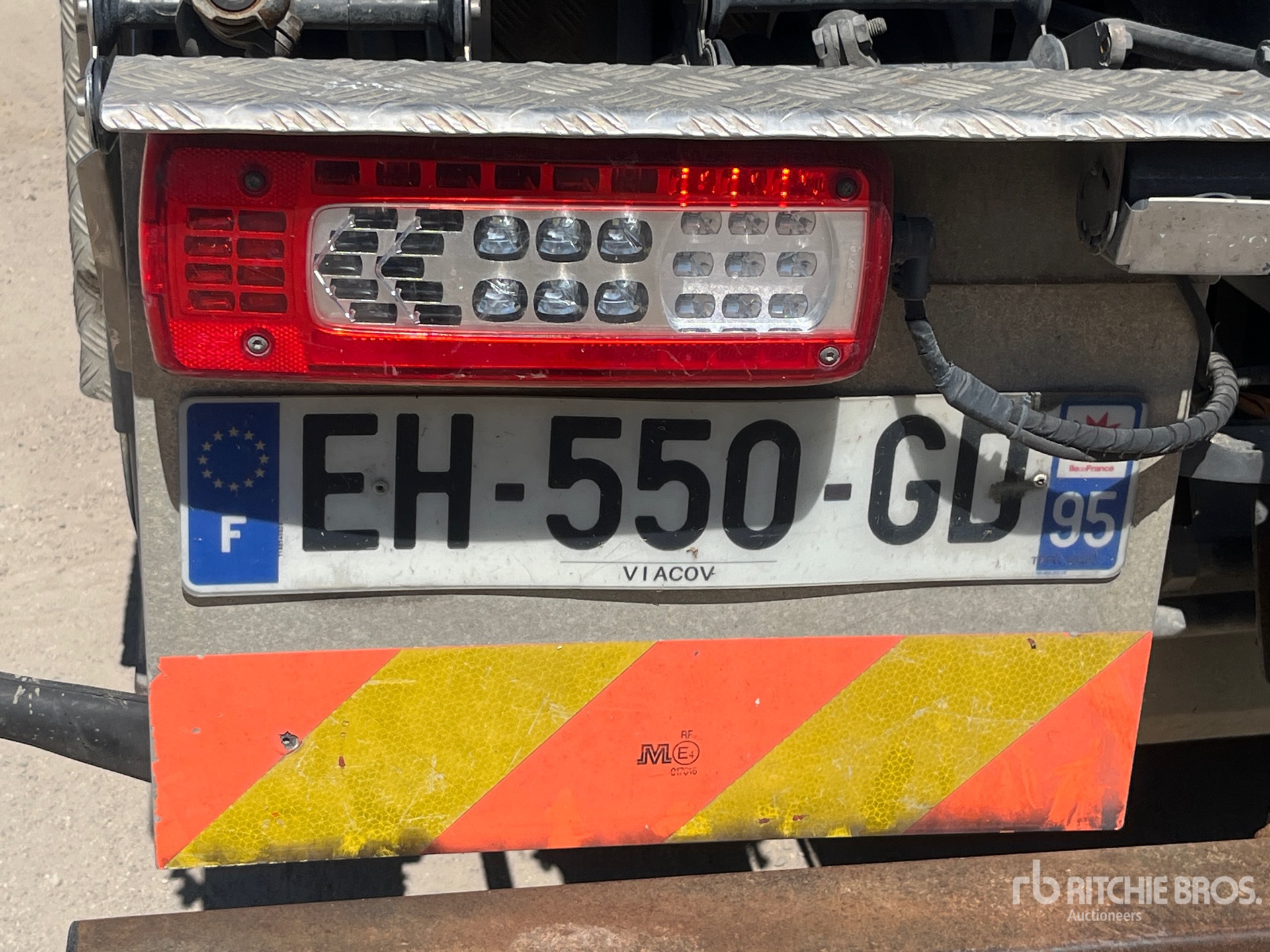 2016 Volvo FM500
