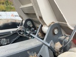 Chassis with Połączenia zawiasowe