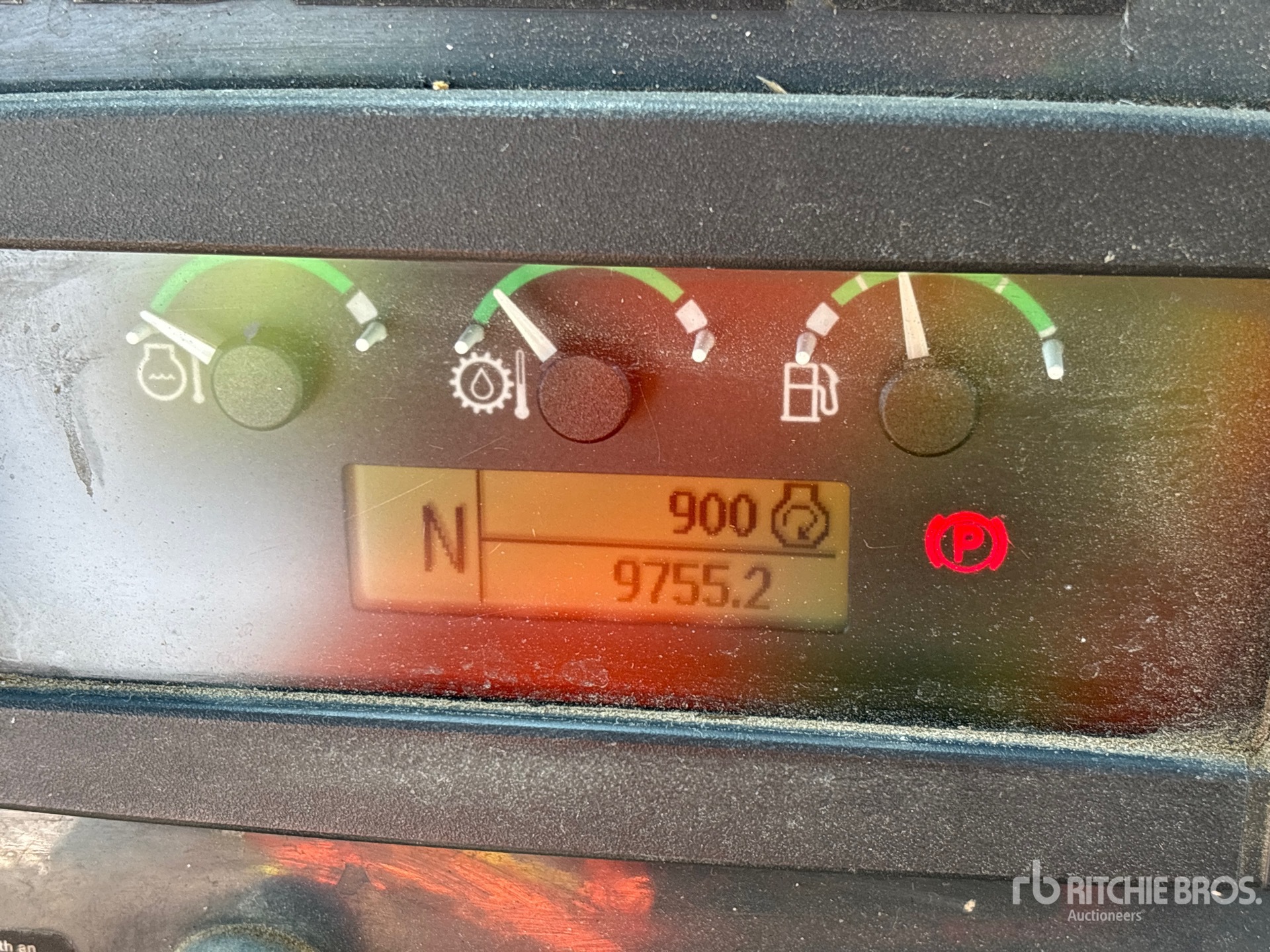 2014 John Deere 410K