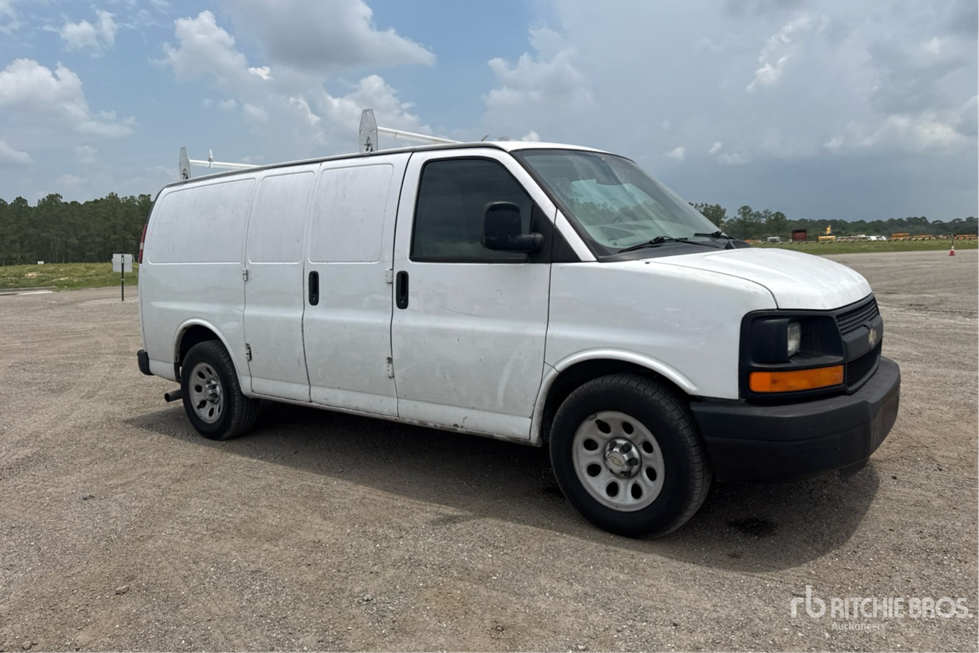 2014 Chevrolet EXPRESS 1500