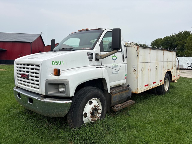 2005 GMC C7500 4x2 Service Truck