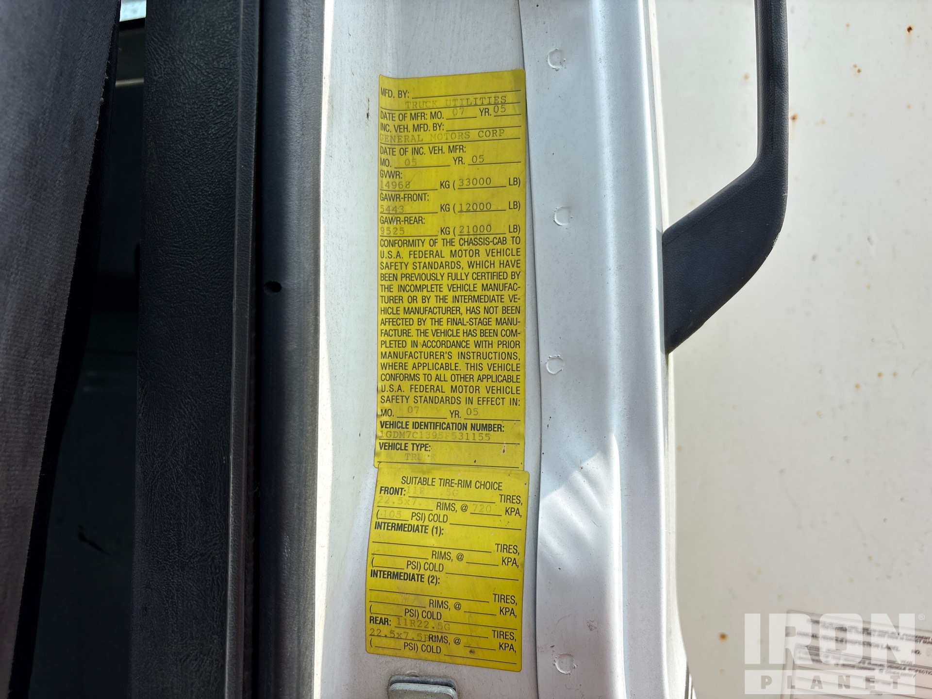 2005 GMC C7500