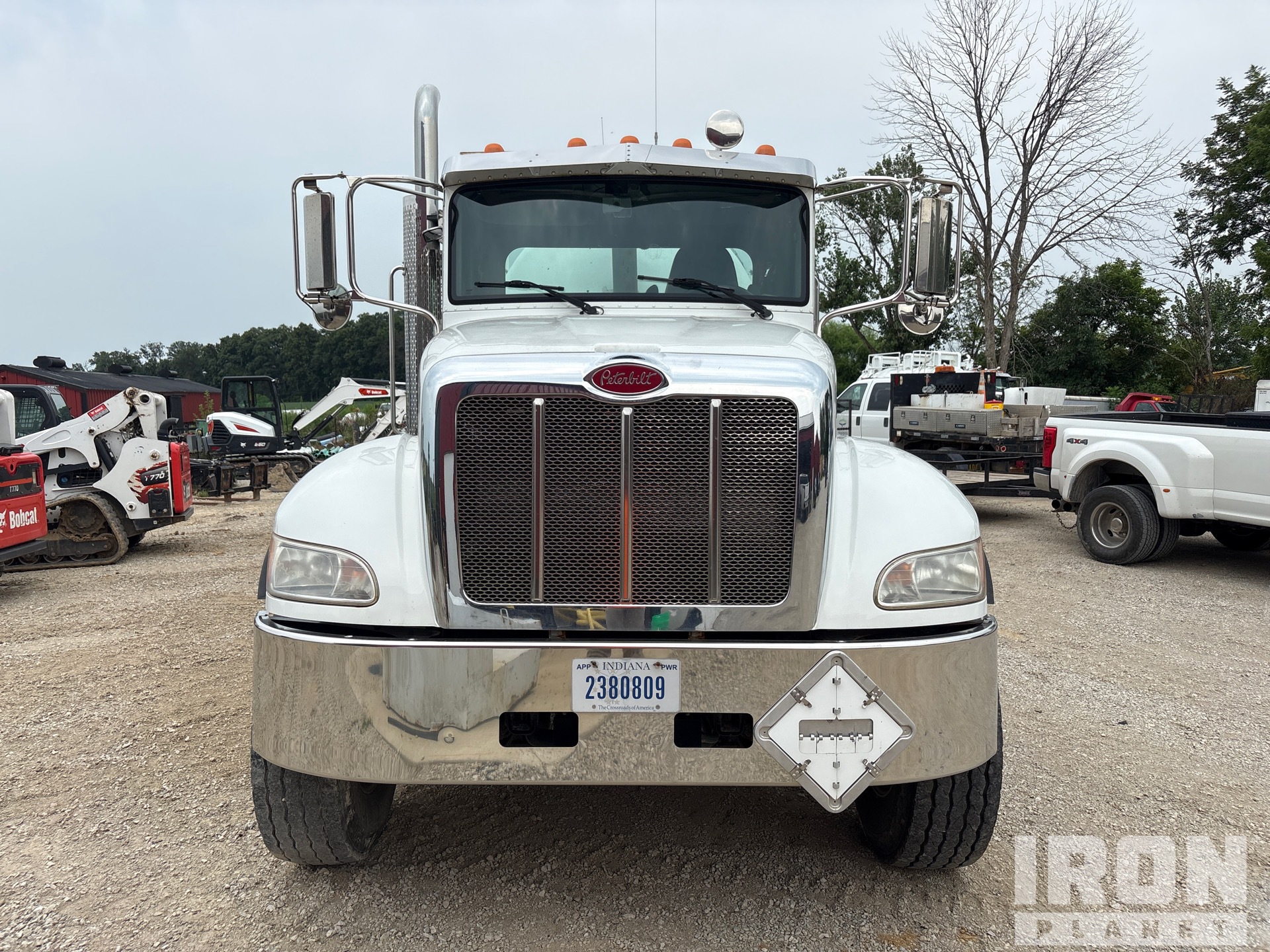 2015 Peterbilt 348