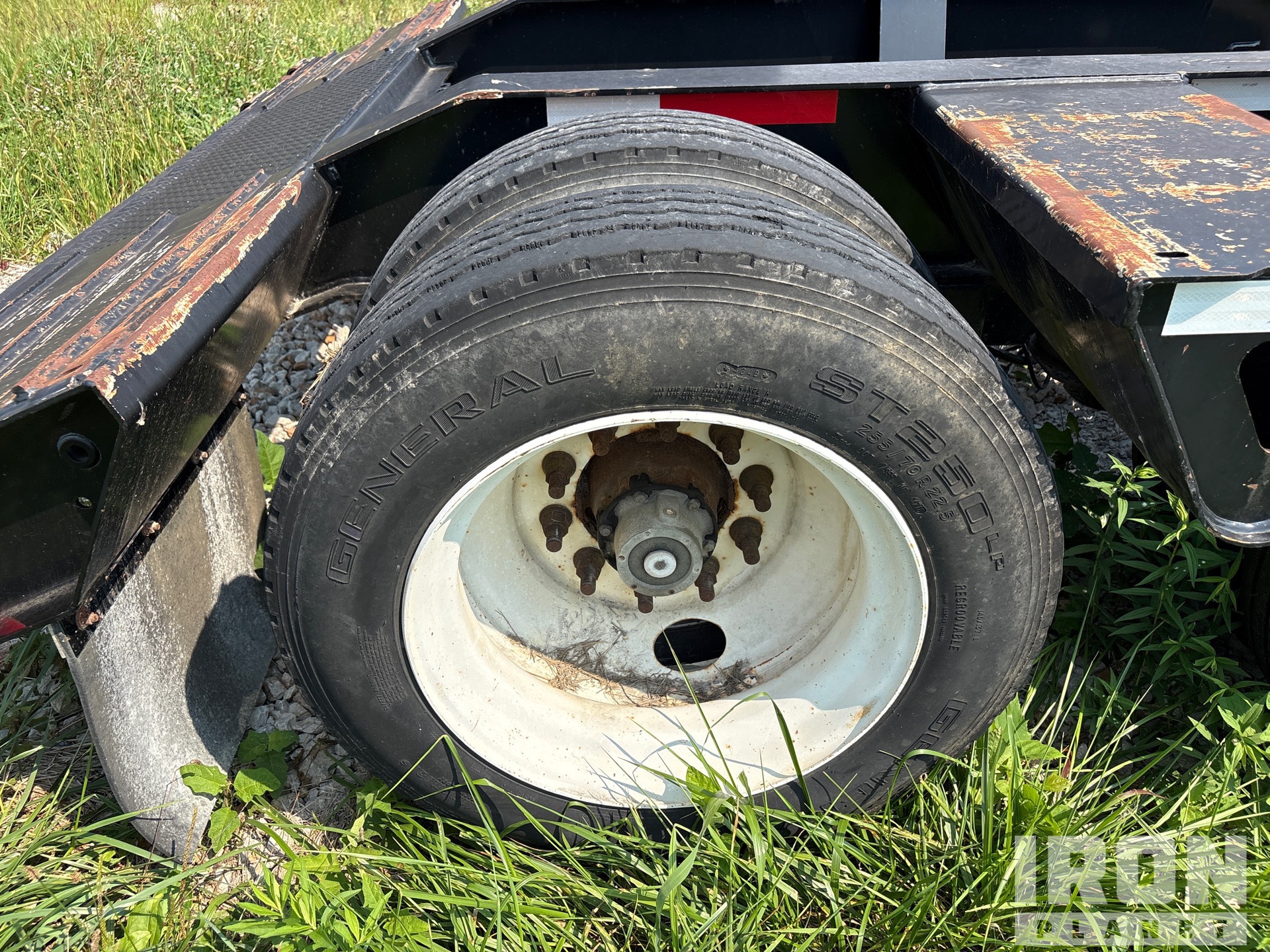 2011 Trail King TK70HG-452