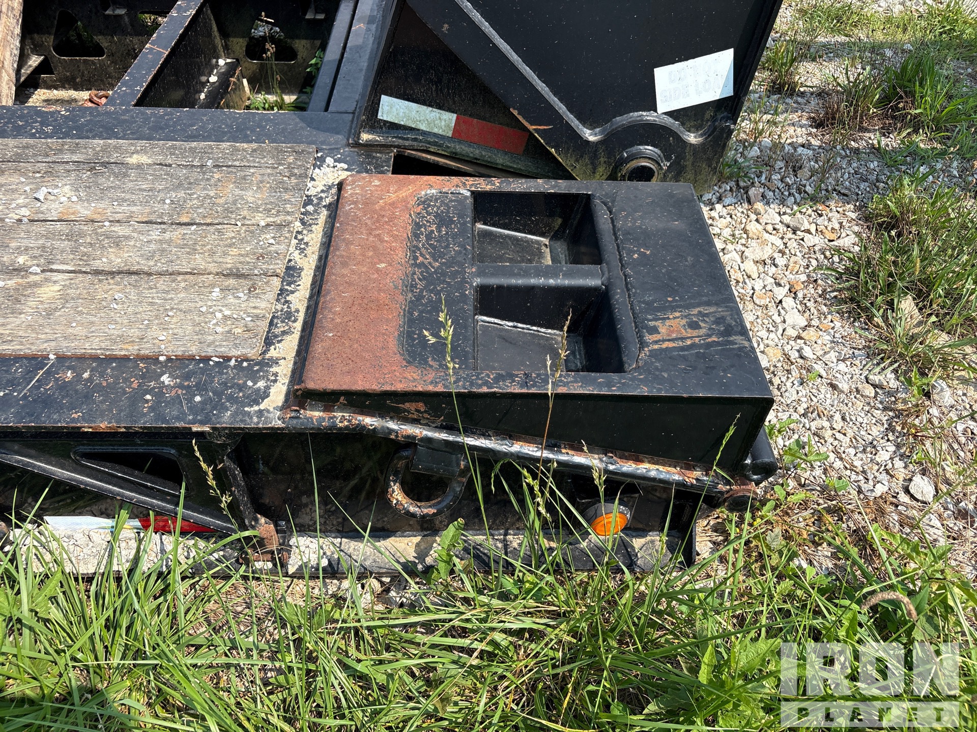2011 Trail King TK70HG-452