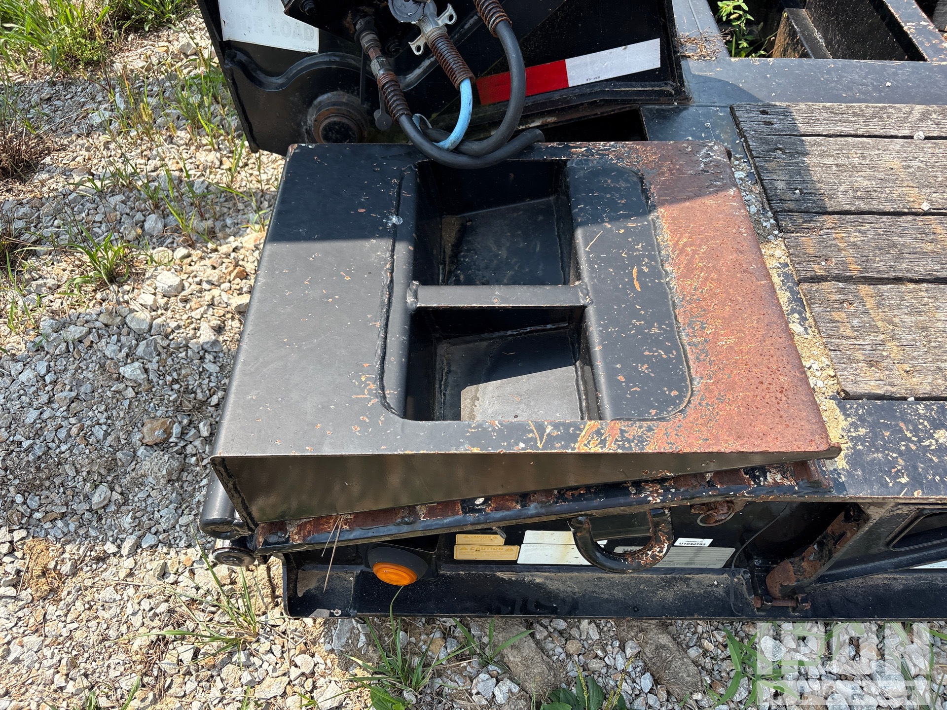2011 Trail King TK70HG-452
