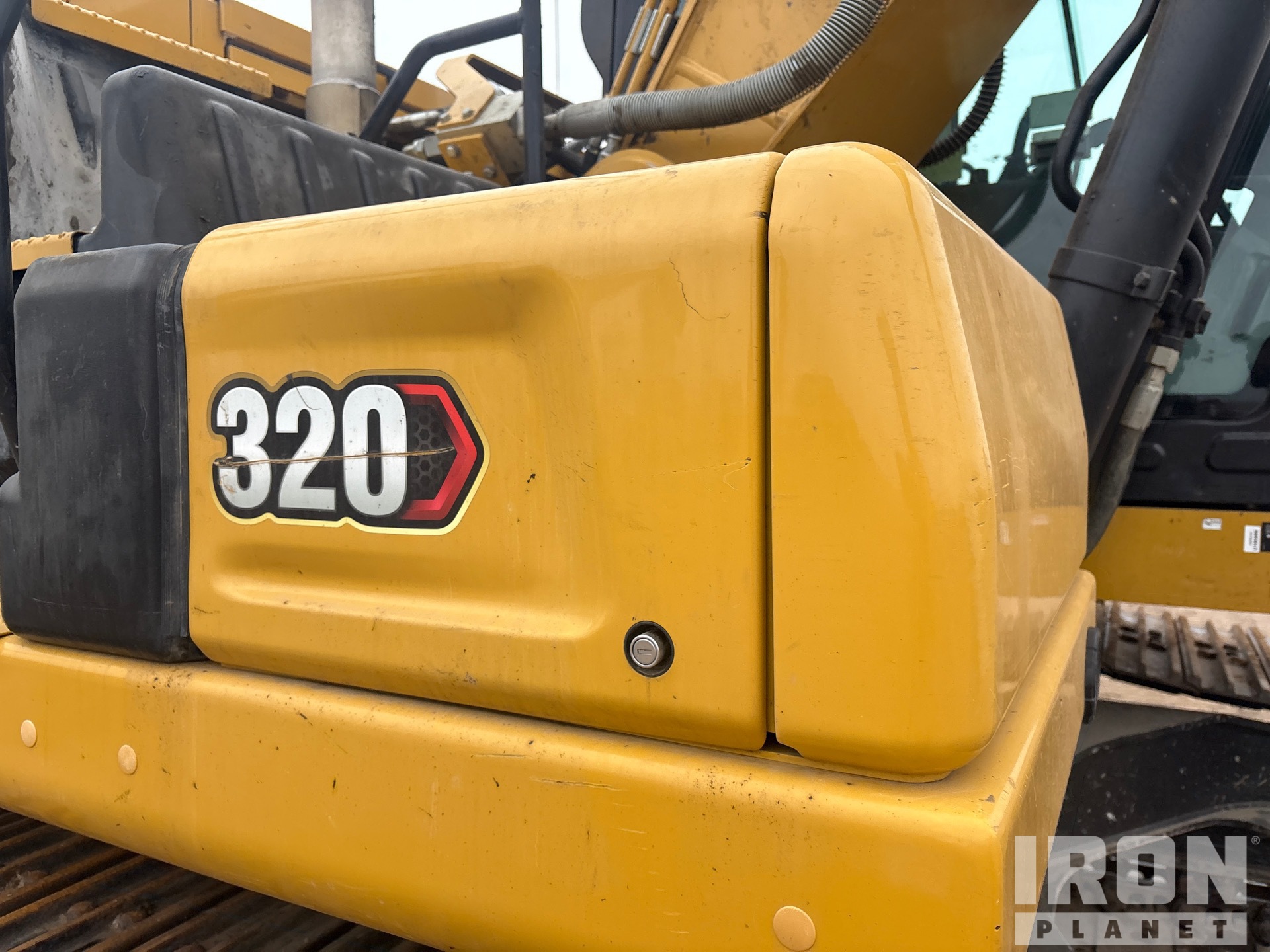 2023 Caterpillar 320