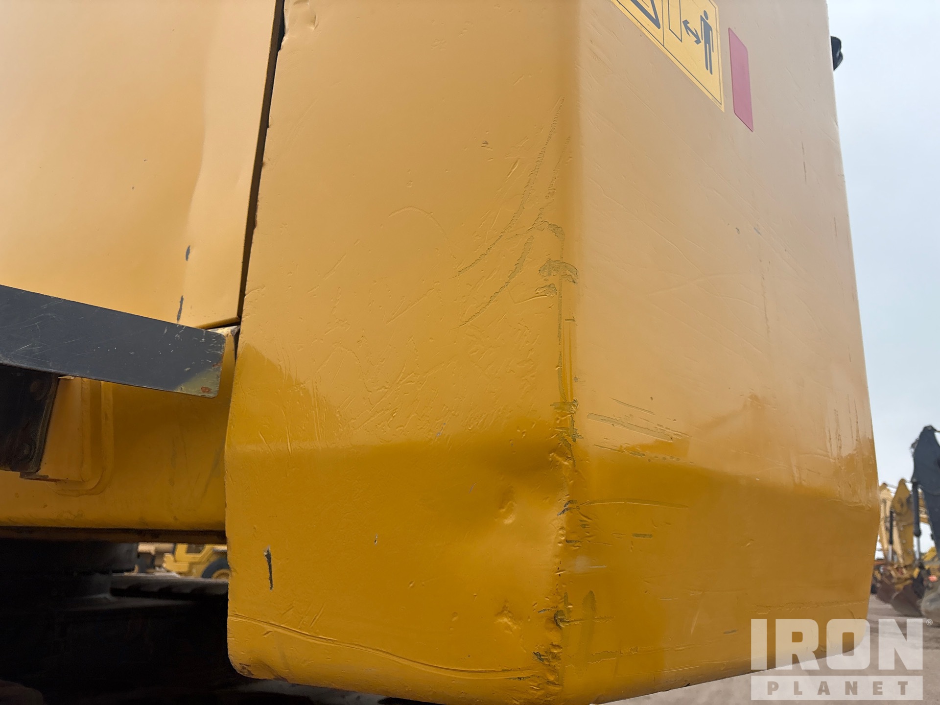 2014 John Deere 870G LC