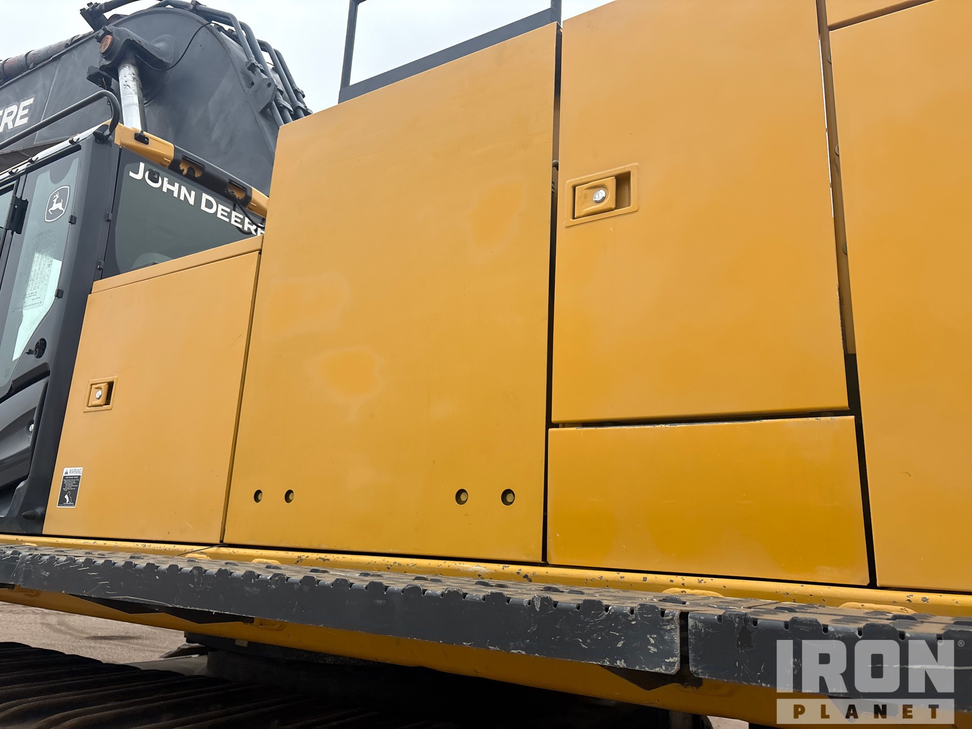 2014 John Deere 870G LC