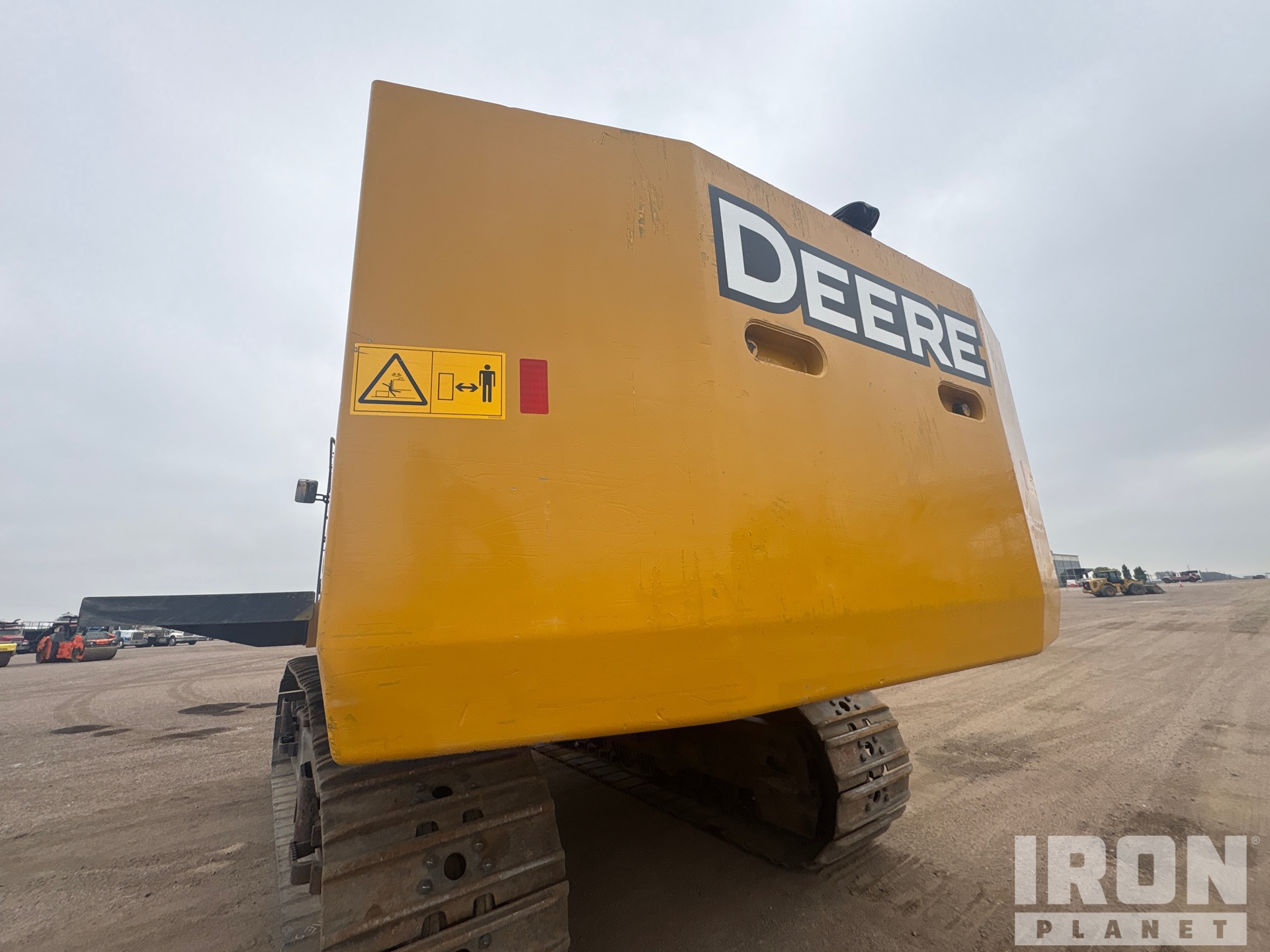 2014 John Deere 870G LC