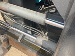 Hydraulics with Fork Positioning Cylinder (on fork carriage)