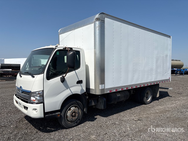 2017 Hino 195 4x2 Van Truck