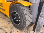 Chassis Lift with Right Front Tire