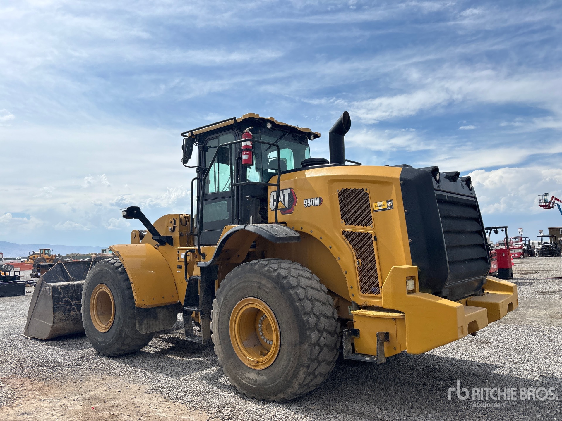 2020 Caterpillar 950M