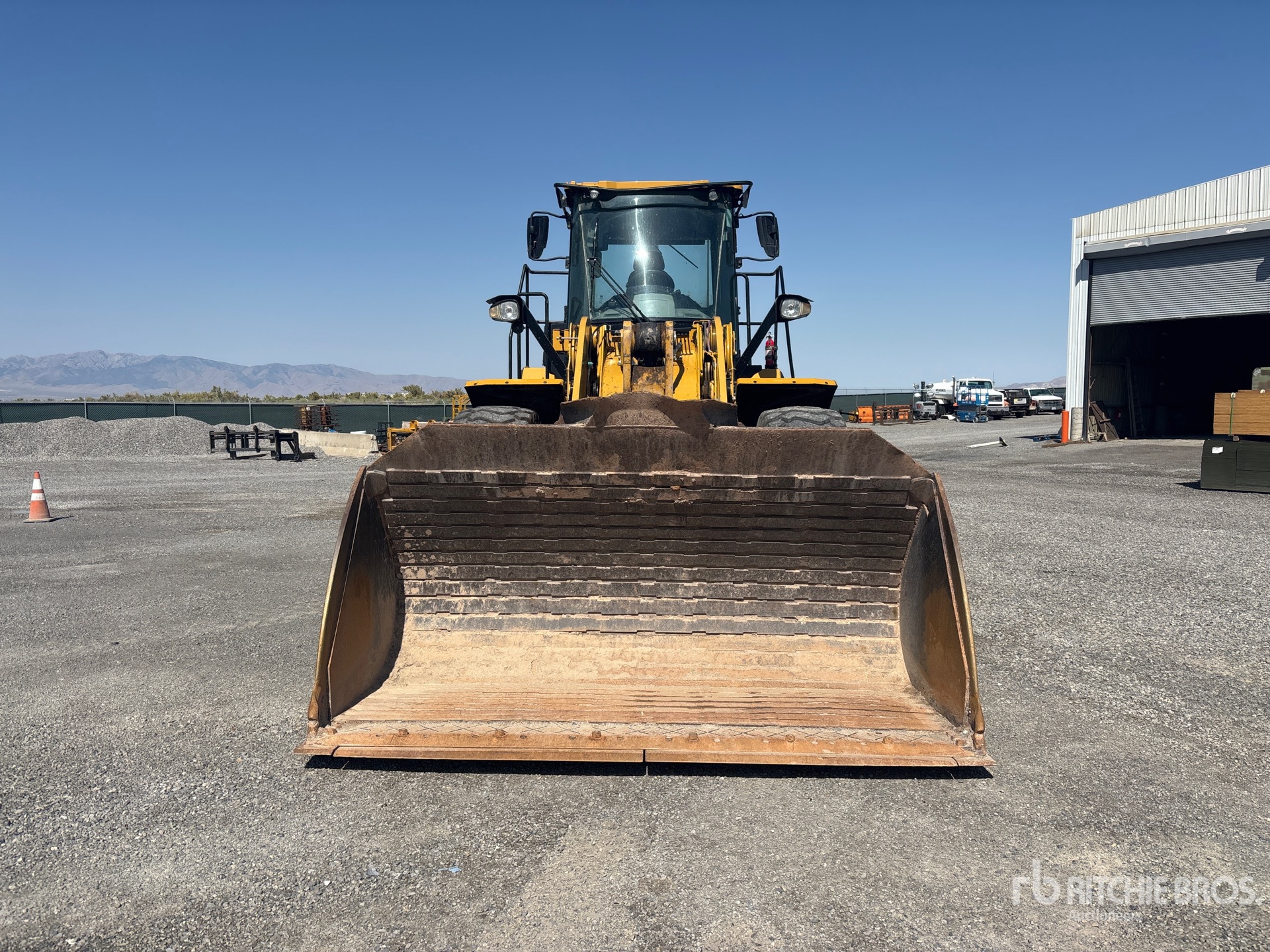 2018 Caterpillar 950M