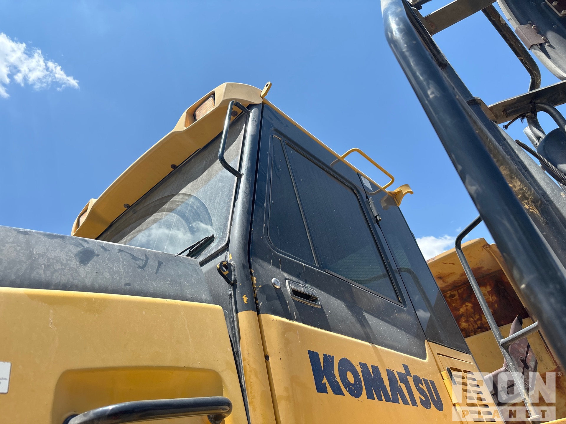 2013 Komatsu HM400-3